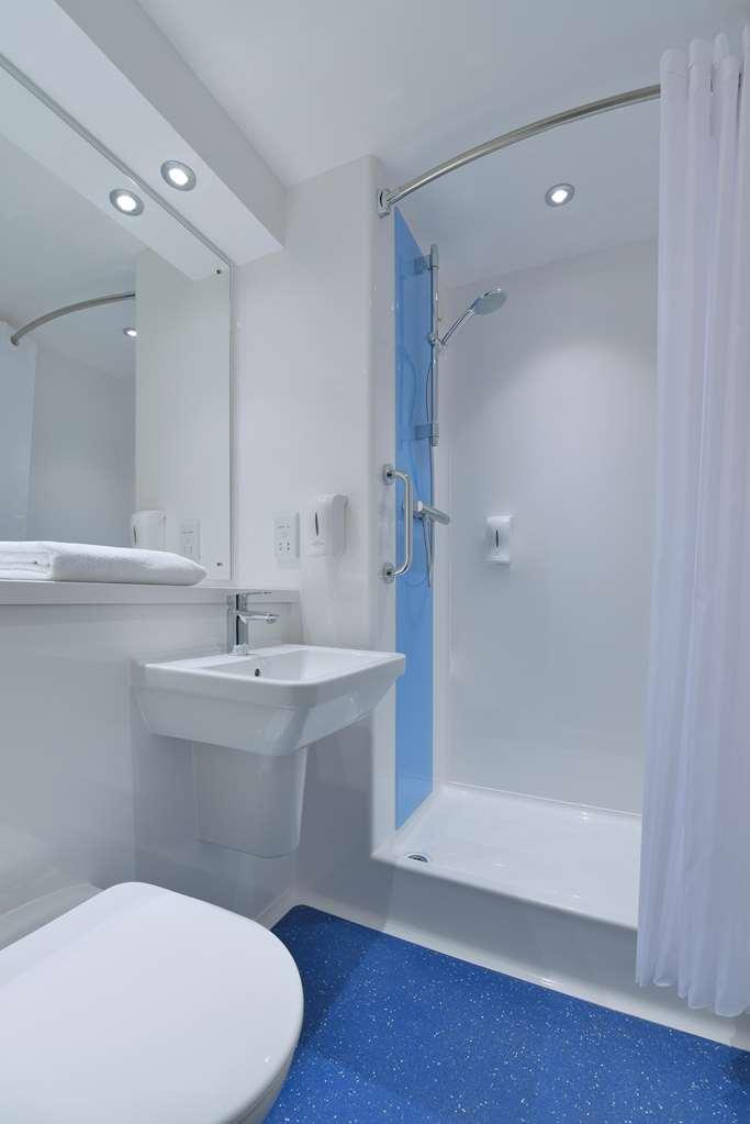 Travelodge Chester Central Стая снимка